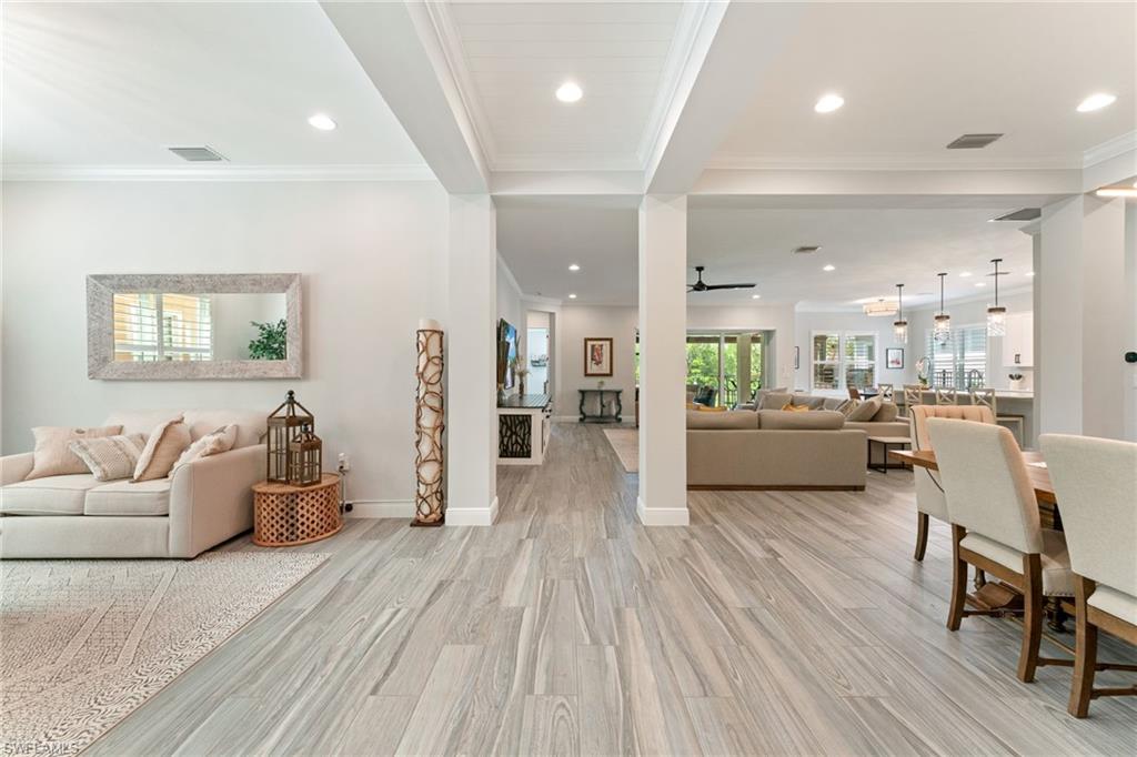 3725 Helmsman DR