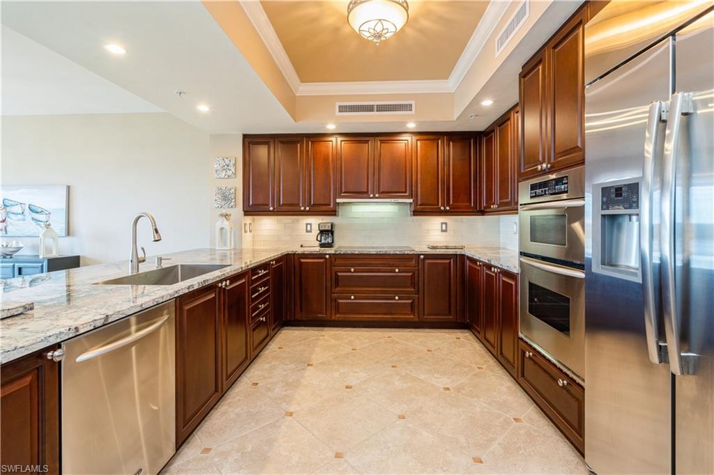 1050 Borghese LN # 605