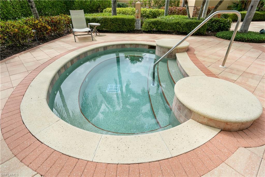 1050 Borghese LN # 605