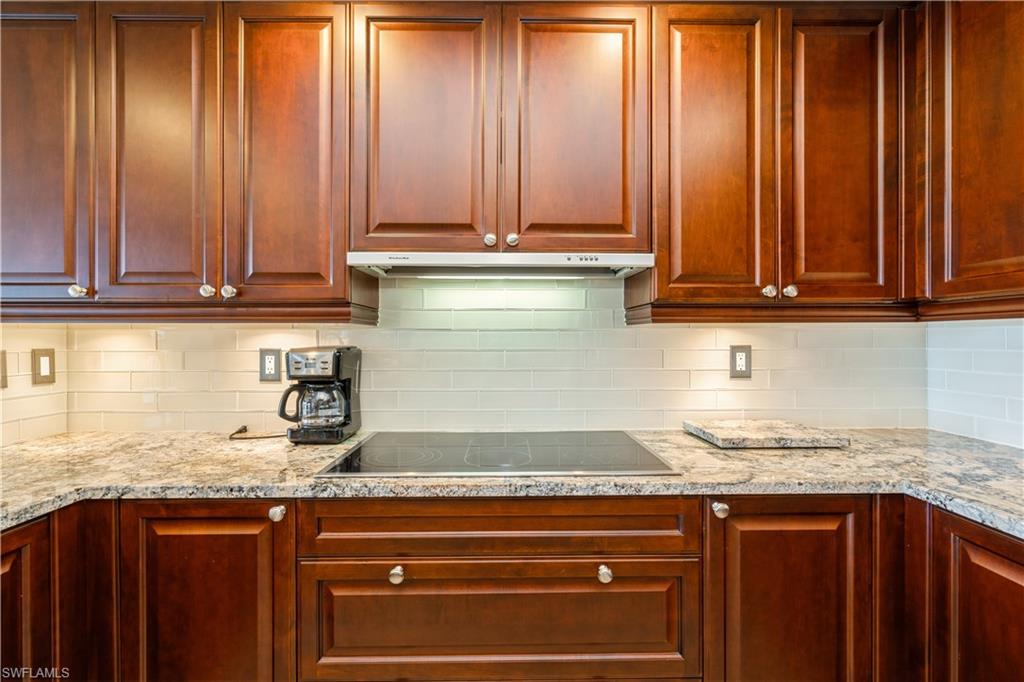 1050 Borghese LN # 605