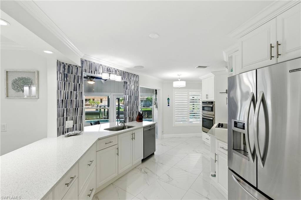211 6TH ST