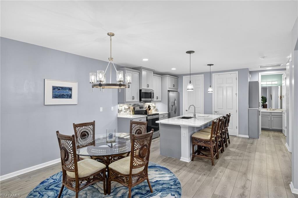 14803 Edgewater CIR