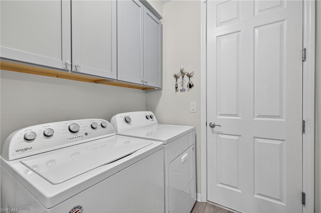 14803 Edgewater CIR