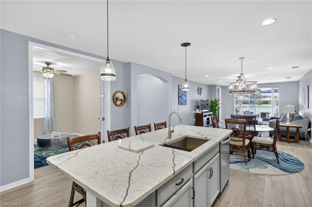 14803 Edgewater CIR