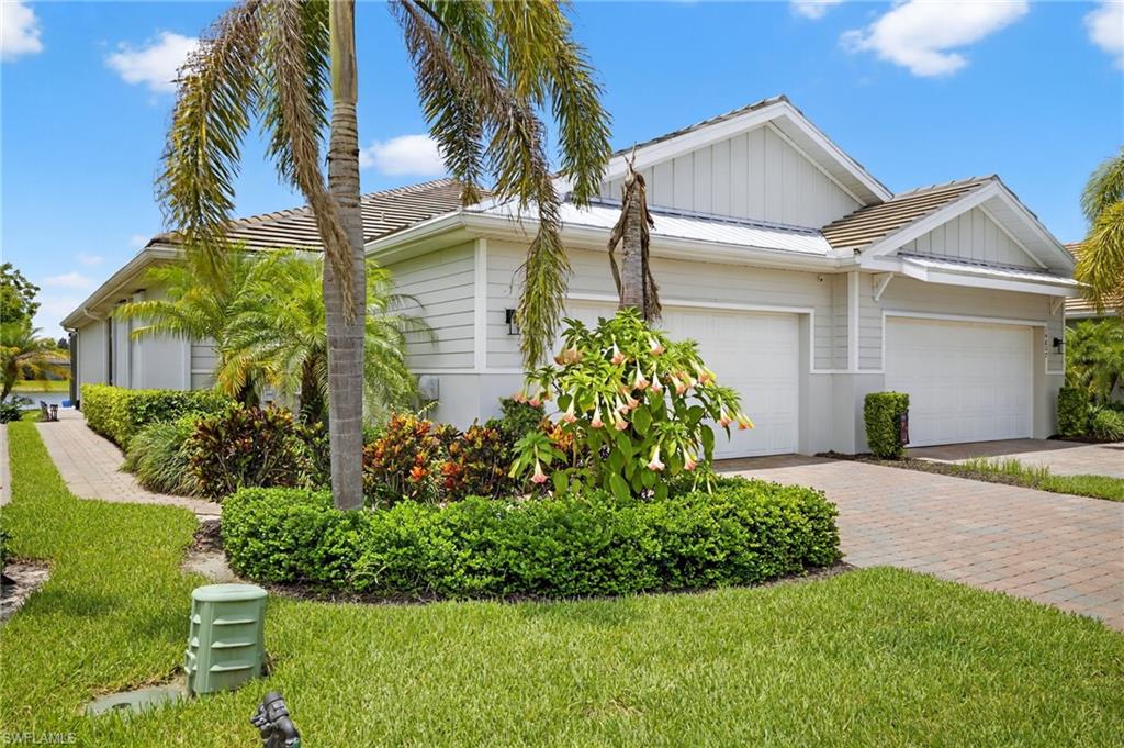 14803 Edgewater CIR