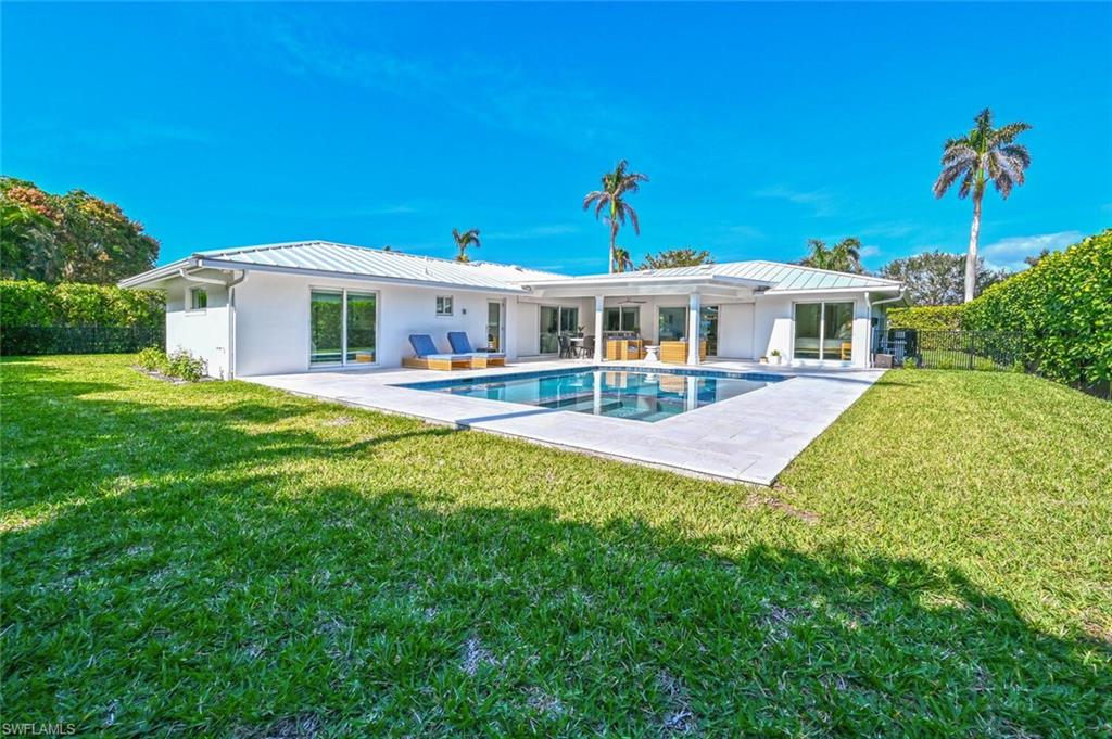 646 Park Shore DR