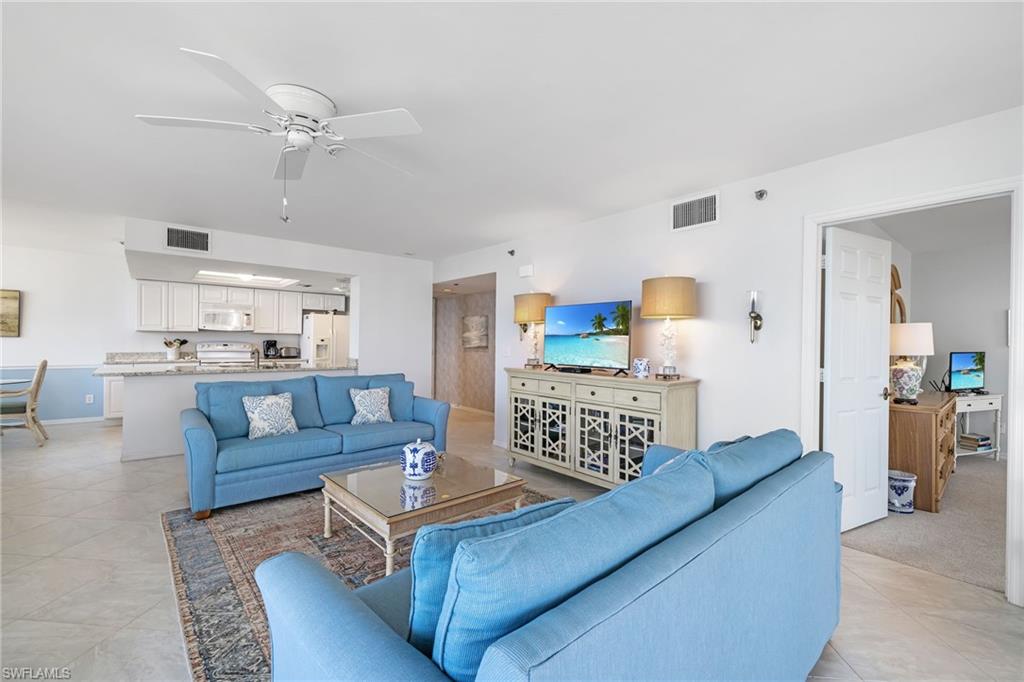5550 Heron Point DR # 1404