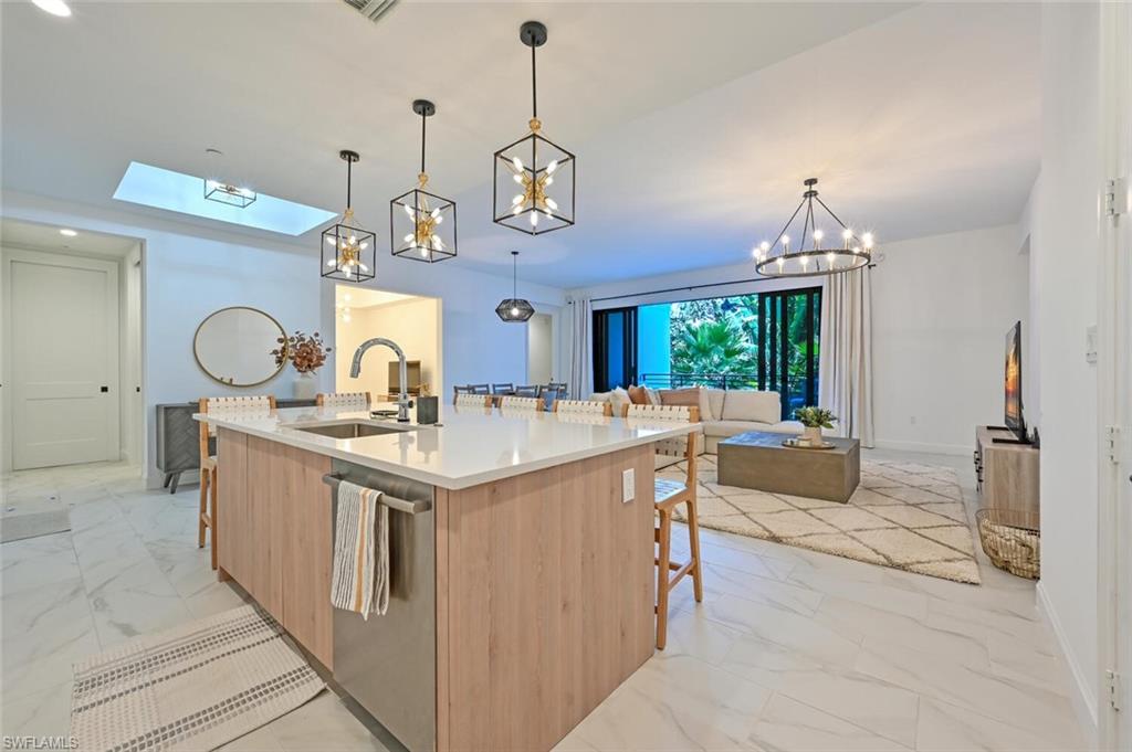 1115 Central AVE # 243