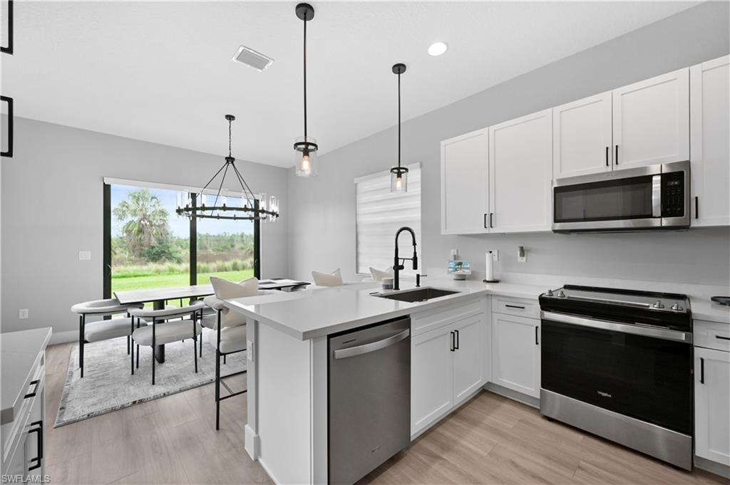 5653 Cassidy LN