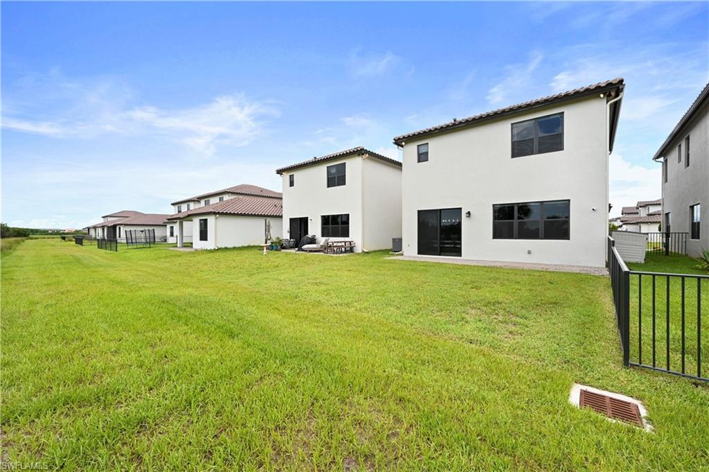 5653 Cassidy LN