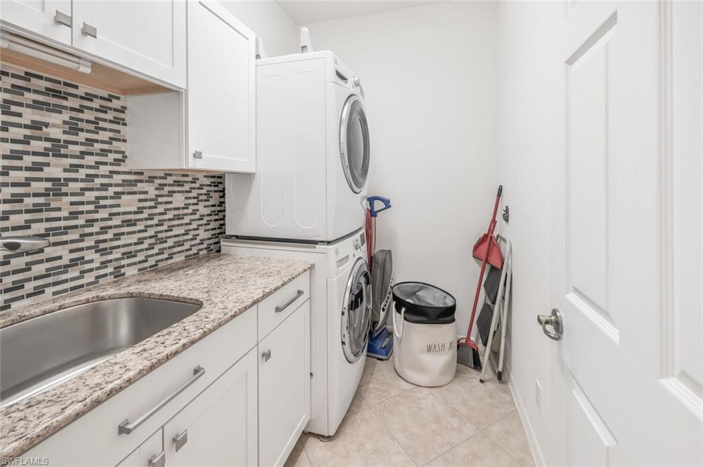 5583 Lago Villaggio WAY