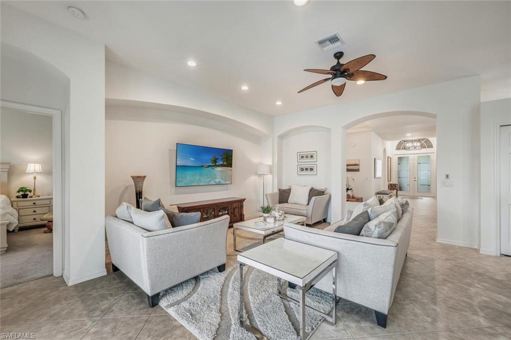 5583 Lago Villaggio WAY