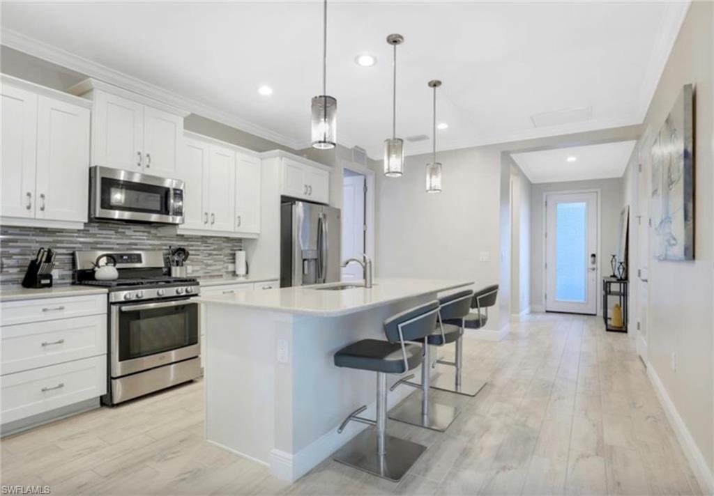 2313 Ariane DR