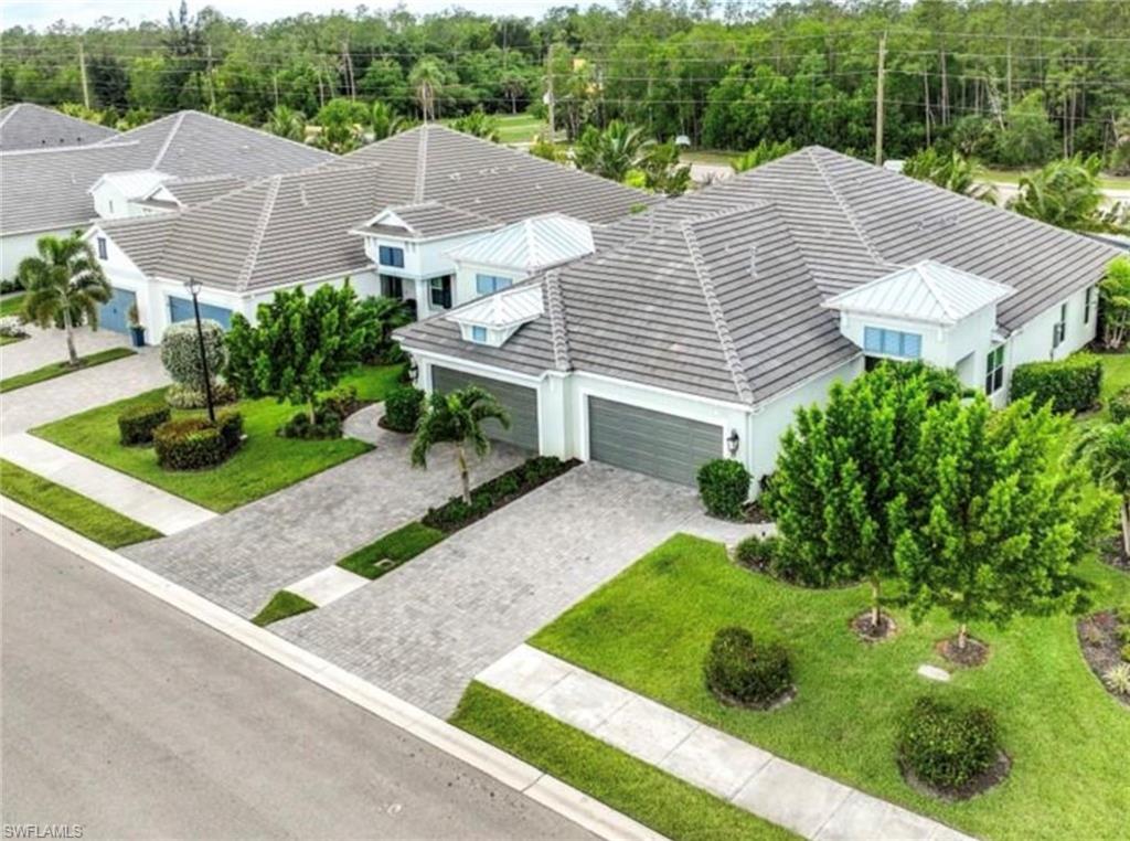 2313 Ariane DR