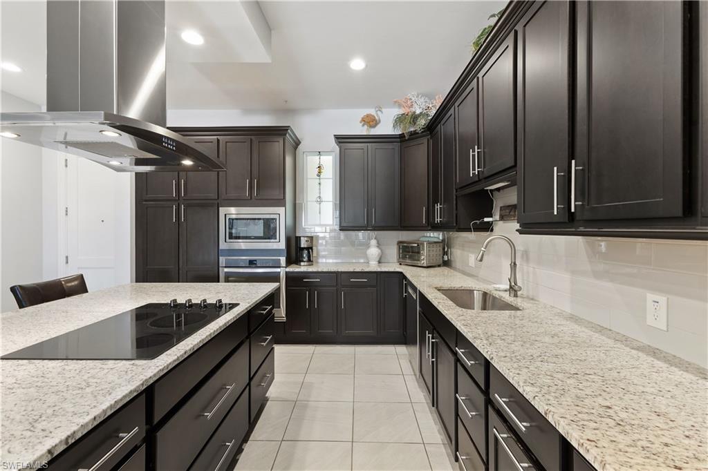21460 Strada Nuova CIR W # B214