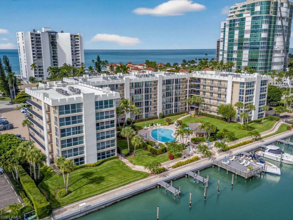 3500 Gulf Shore BLVD N # 104