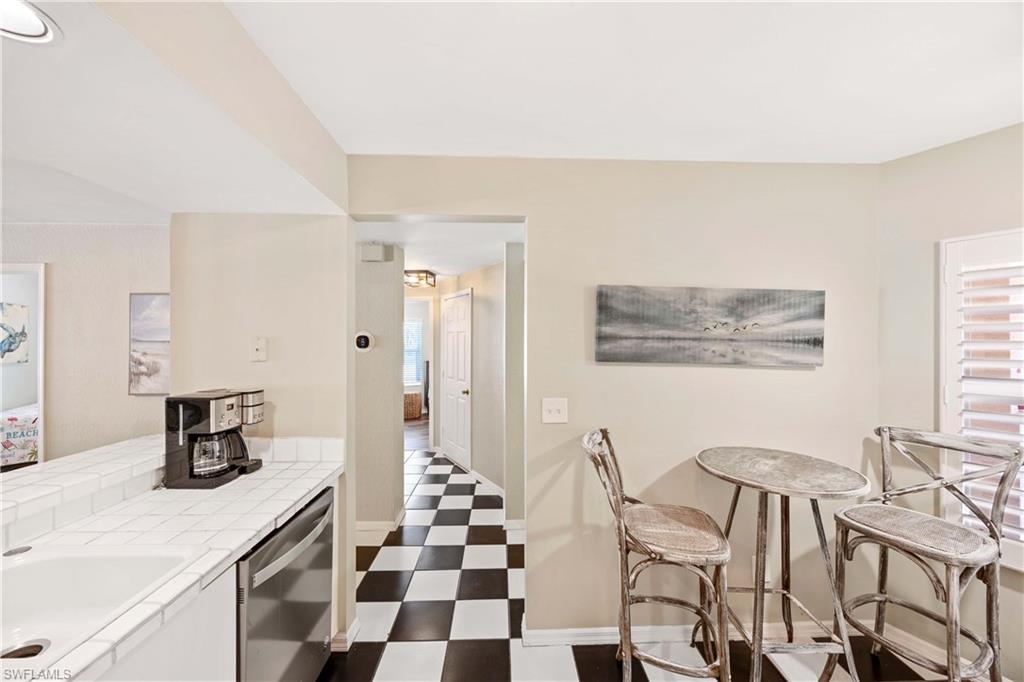 1096 Woodshire LN # C201