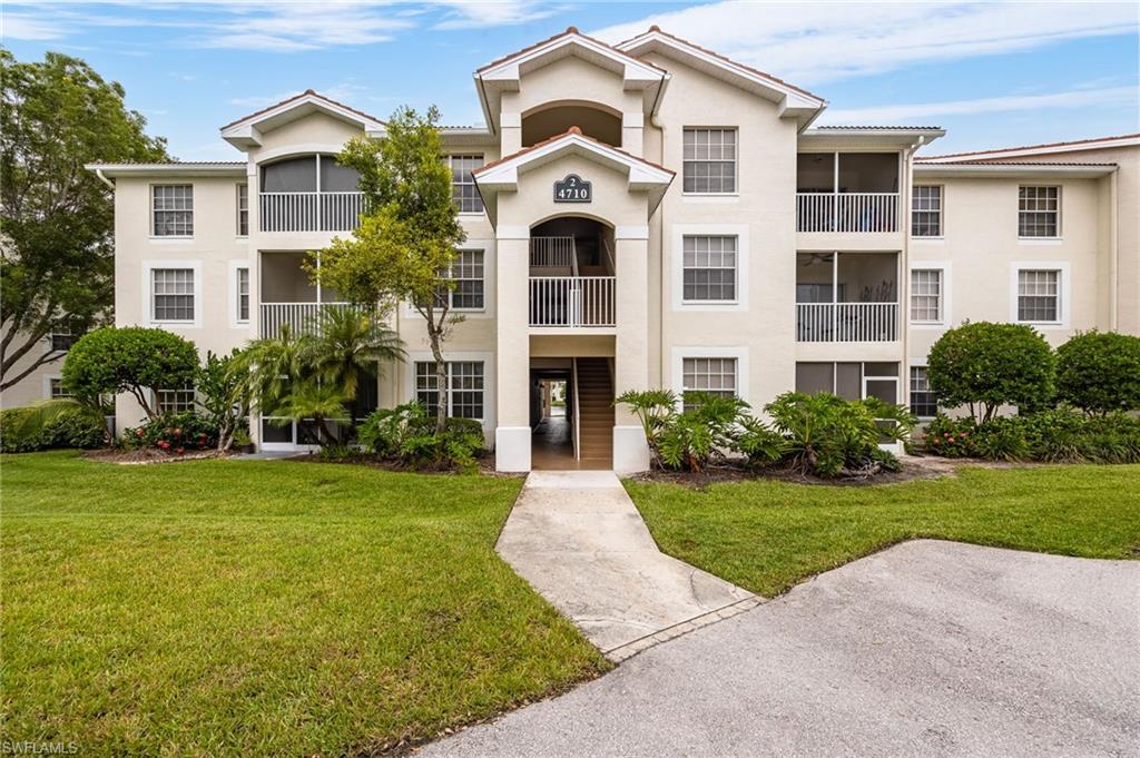 4710 Saint Croix LN # 215