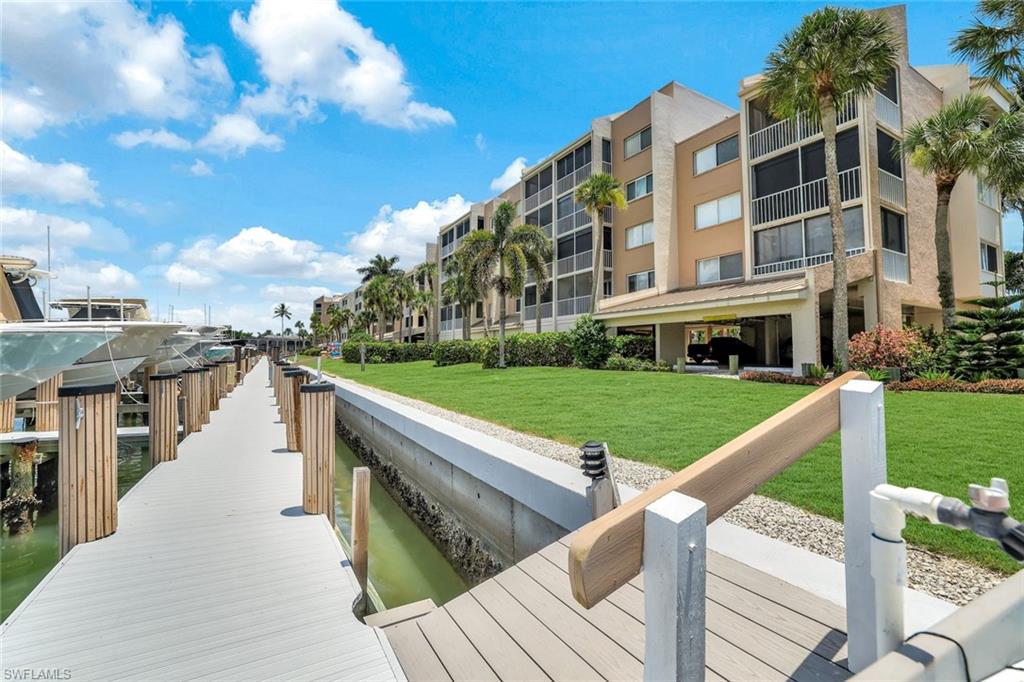 889 COLLIER CT # 203 Unit: 2-203