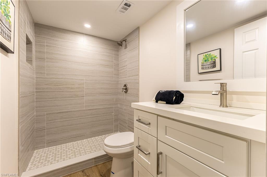 5 Bluebill AVE # 105
