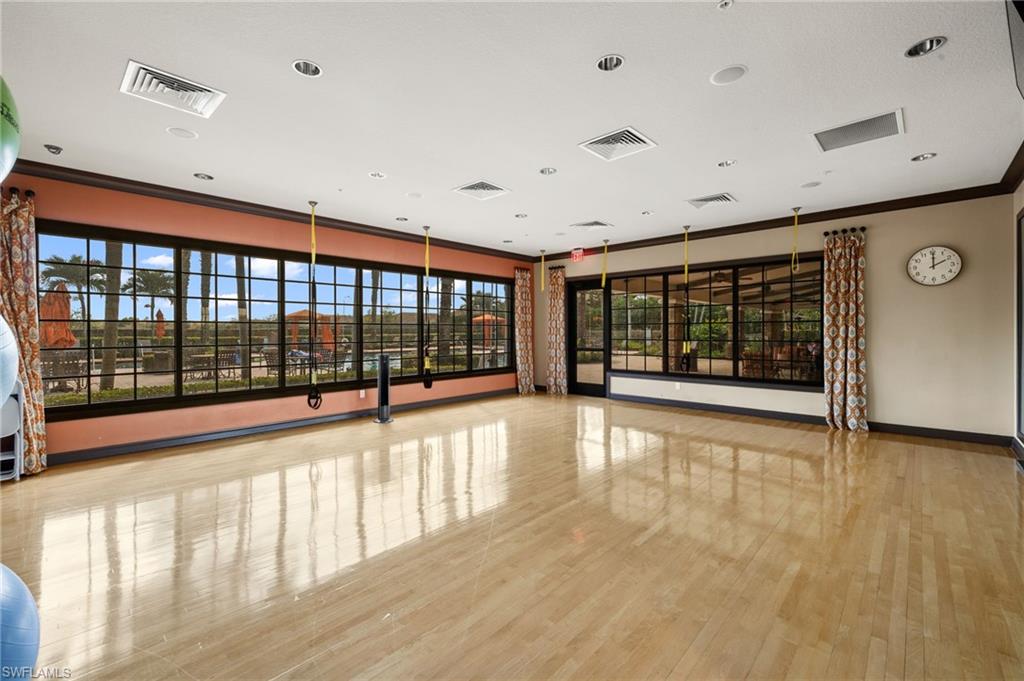 8502 Palacio TER N
