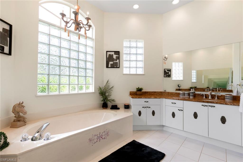 796 Grand Rapids BLVD