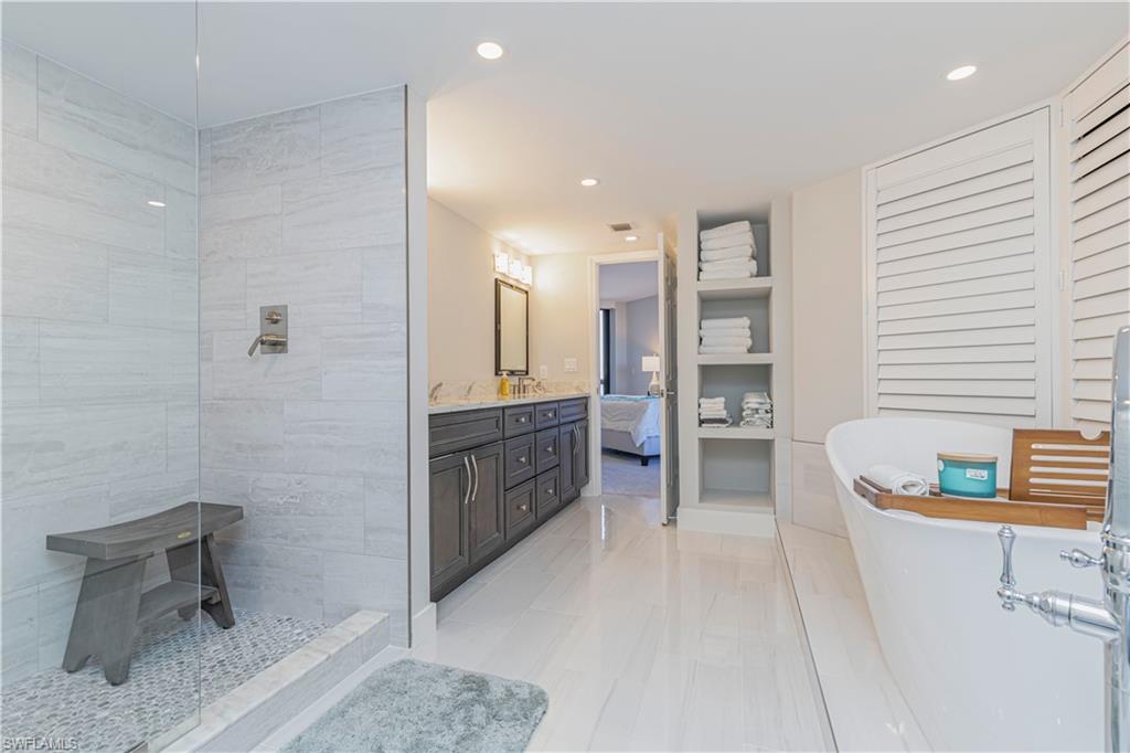 220 S Collier BLVD # 406