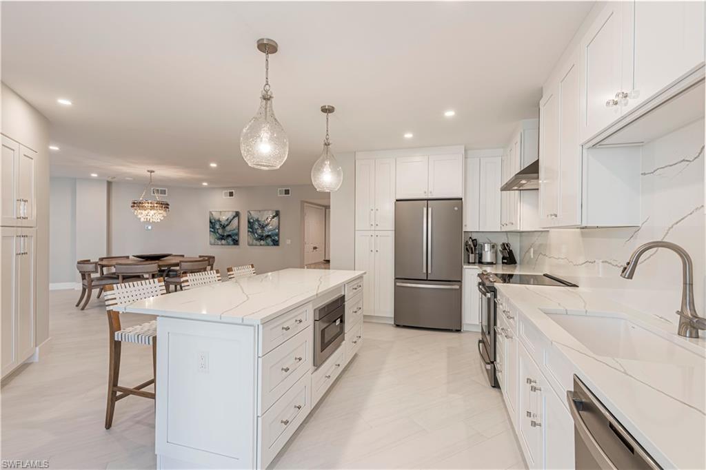 220 S Collier BLVD # 406