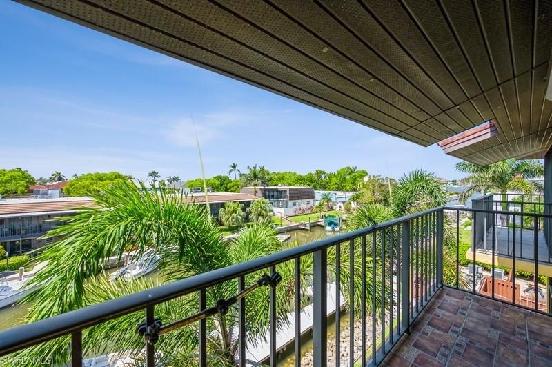 1400 Blue Point AVE # 207