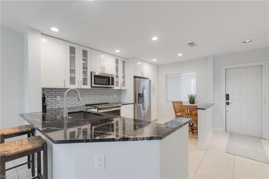 7766 Emerald CIR # R203