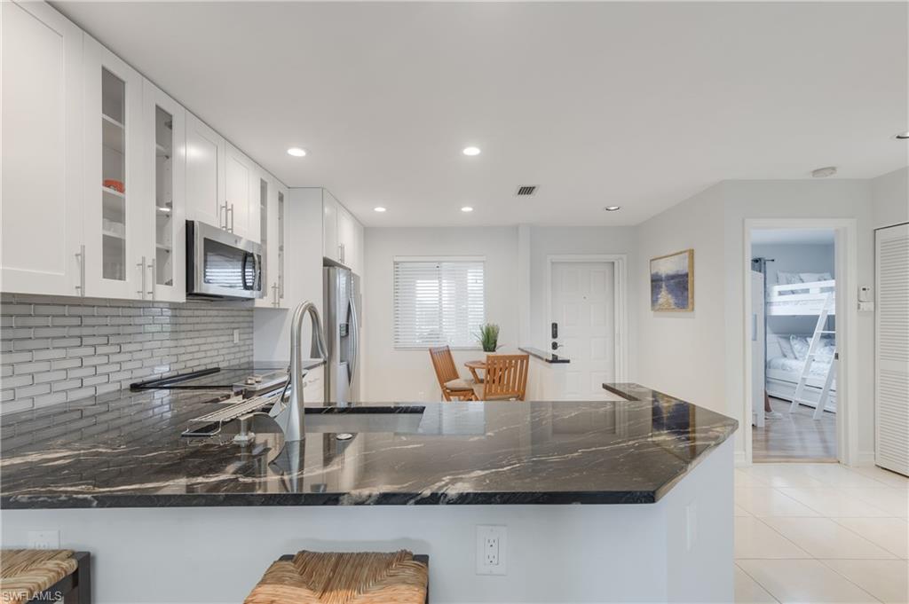 7766 Emerald CIR # R203