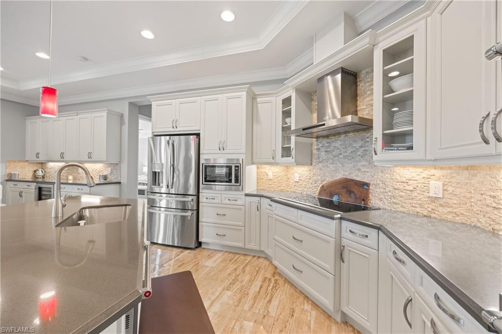 2431 Breakwater WAY # 101