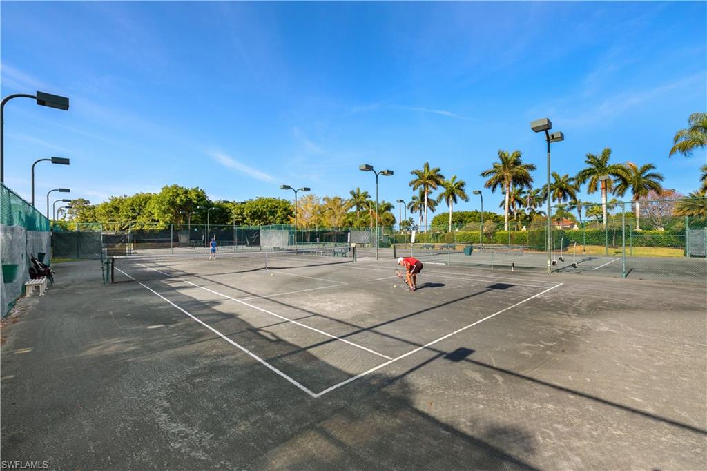 6910 Huntington Lakes CIR # 101