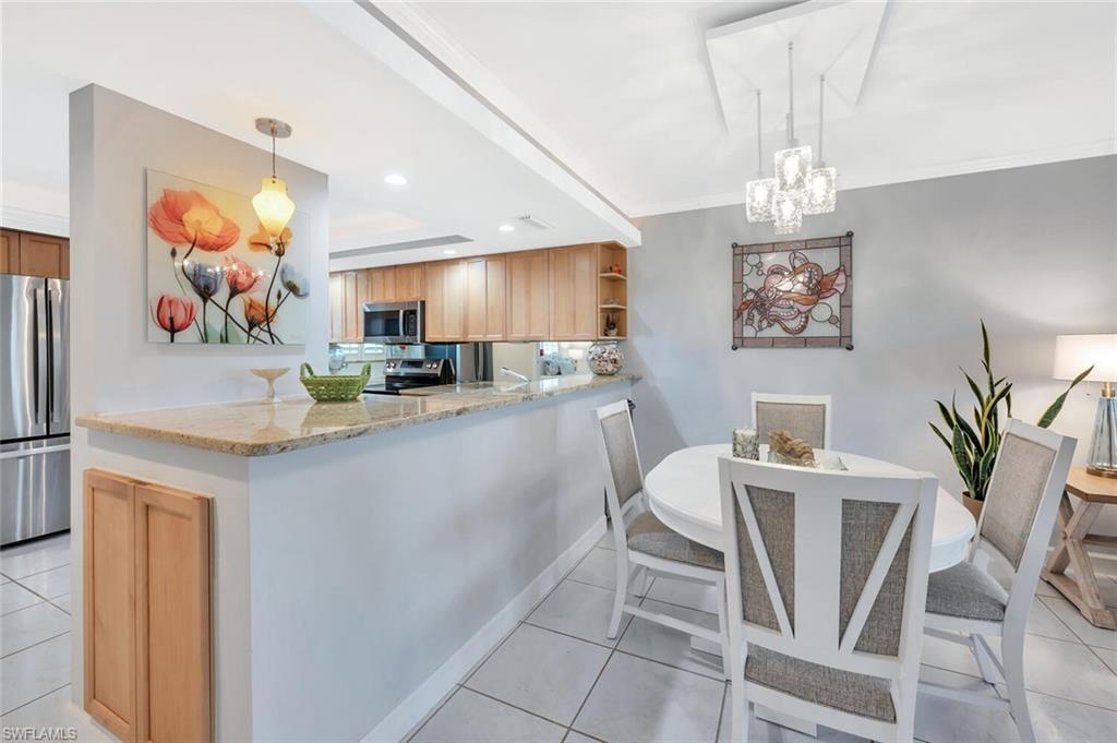 12945 Vanderbilt DR # 304