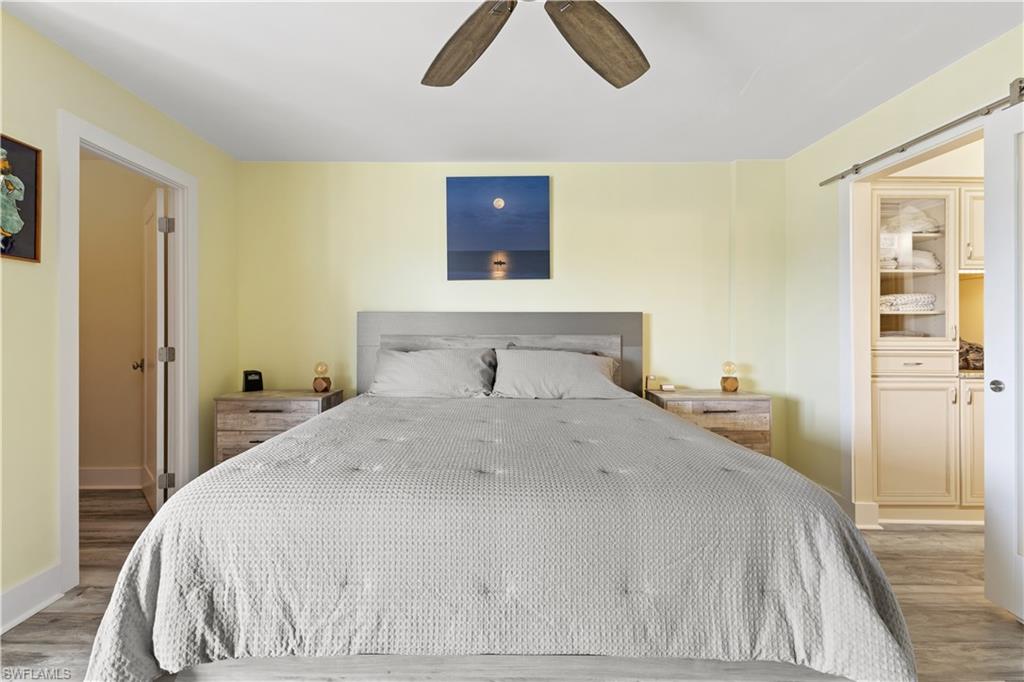 555 Park Shore DR # B513