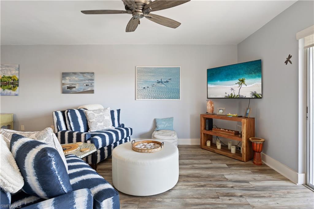 555 Park Shore DR # B513