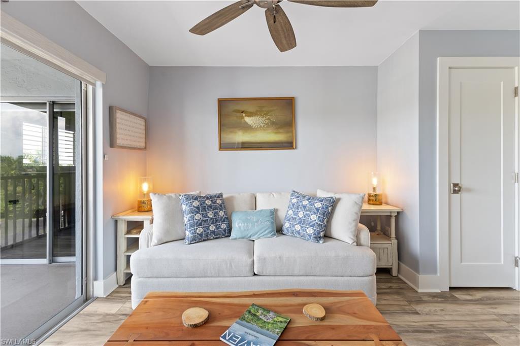 555 Park Shore DR # B513