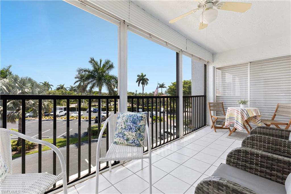 555 Park Shore DR # B513