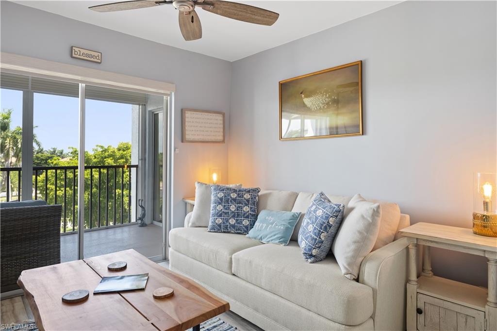 555 Park Shore DR # B513