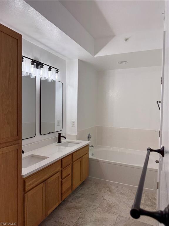 7985 Preserve CIR # 1123