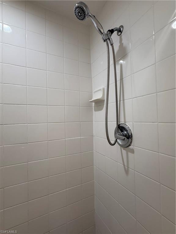 7985 Preserve CIR # 1123