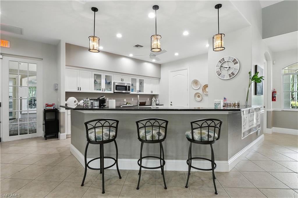 8244 Ibis Cove CIR # B222