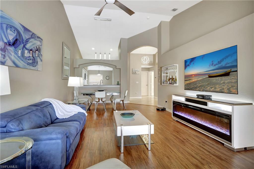 8244 Ibis Cove CIR # B222