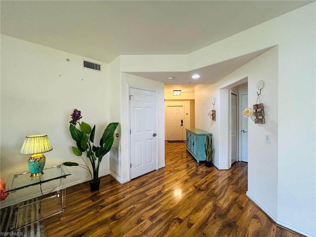 1280 Henley ST # 1607