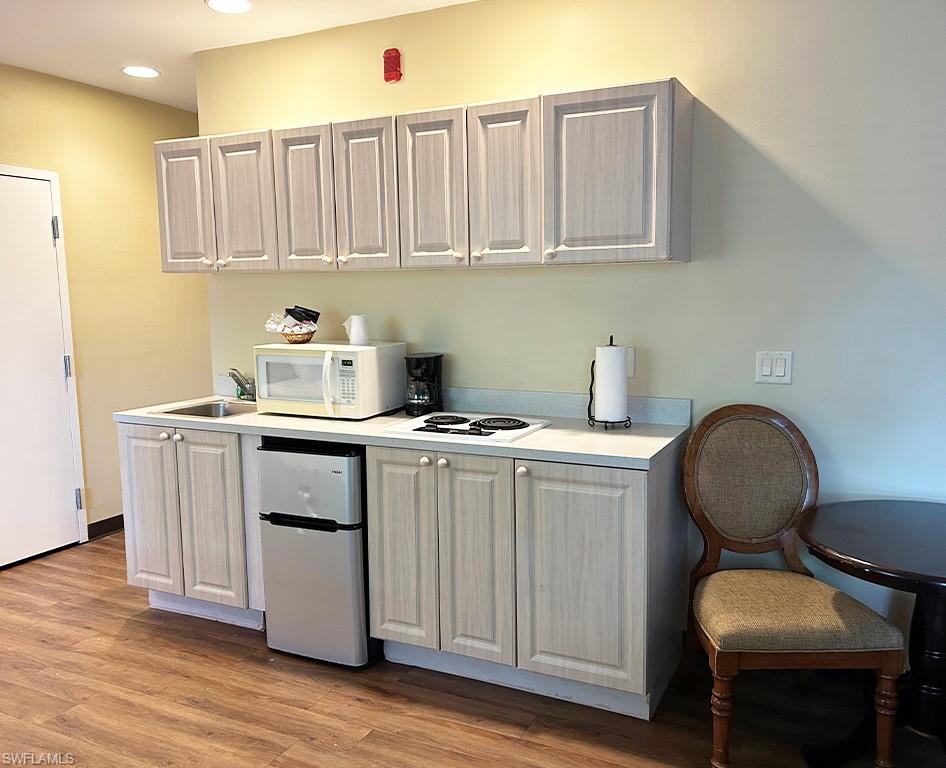 25000 Tamiami TRL E # 283