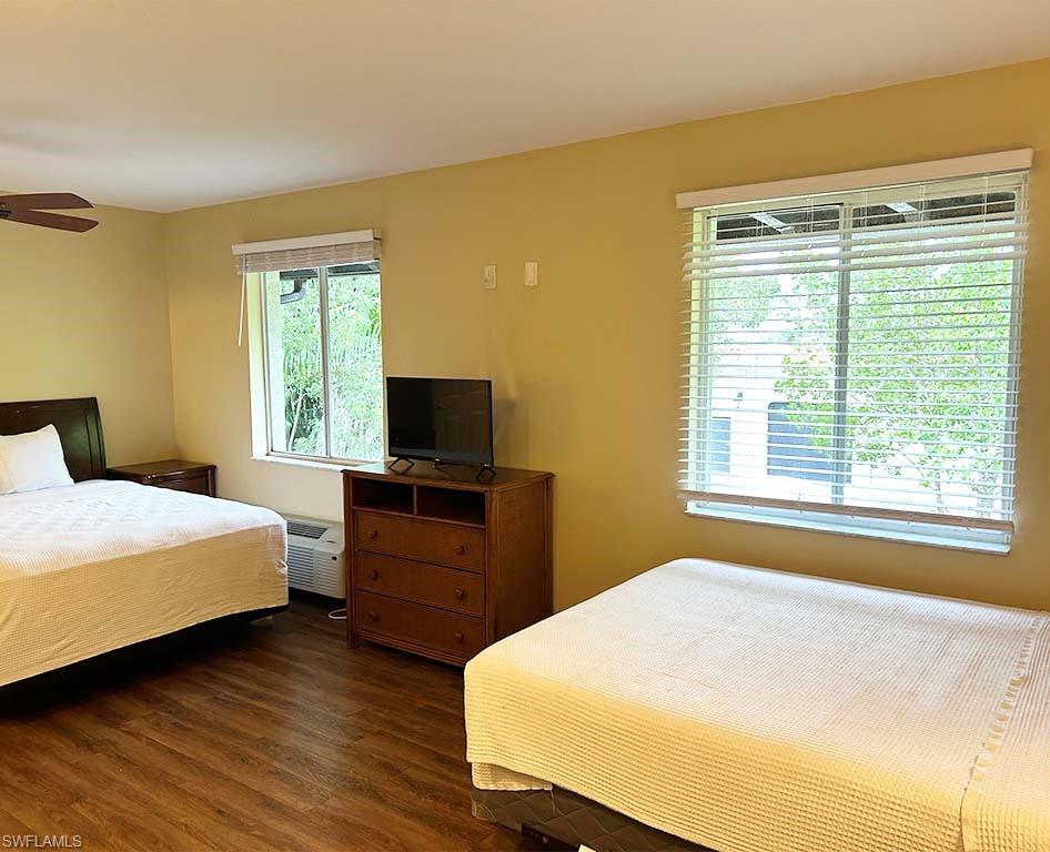 25000 Tamiami TRL E # 283