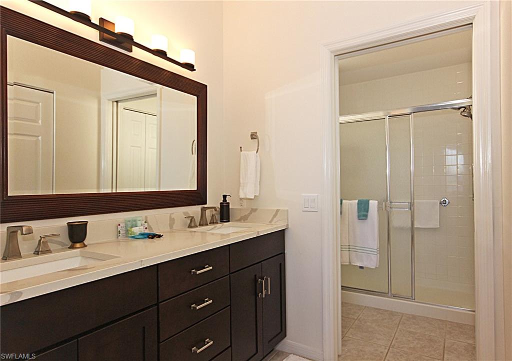 3380 Crown Pointe BLVD W # 102