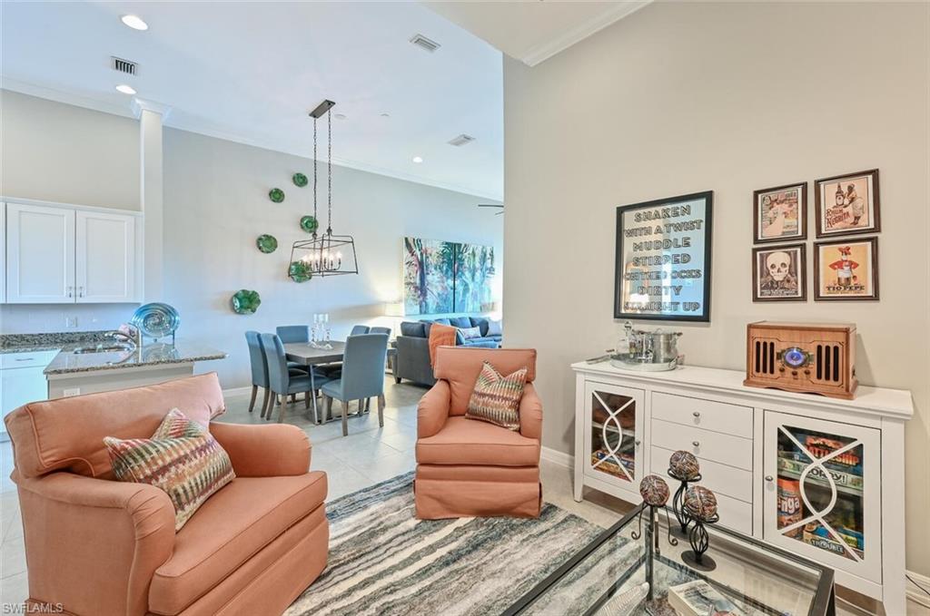 9389 Pocida CT # 202