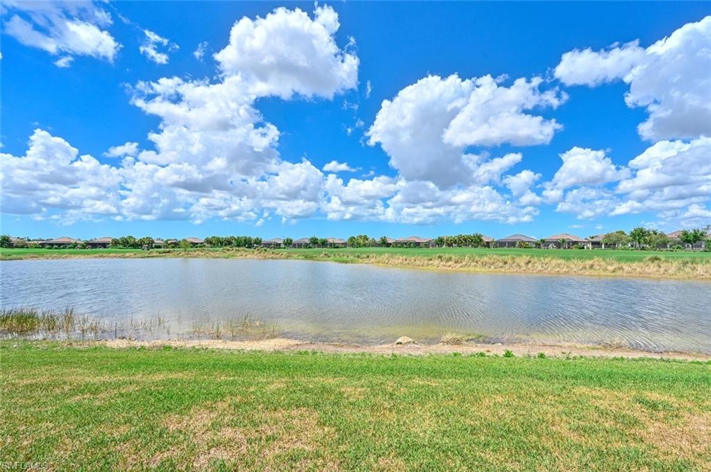 9389 Pocida CT # 202