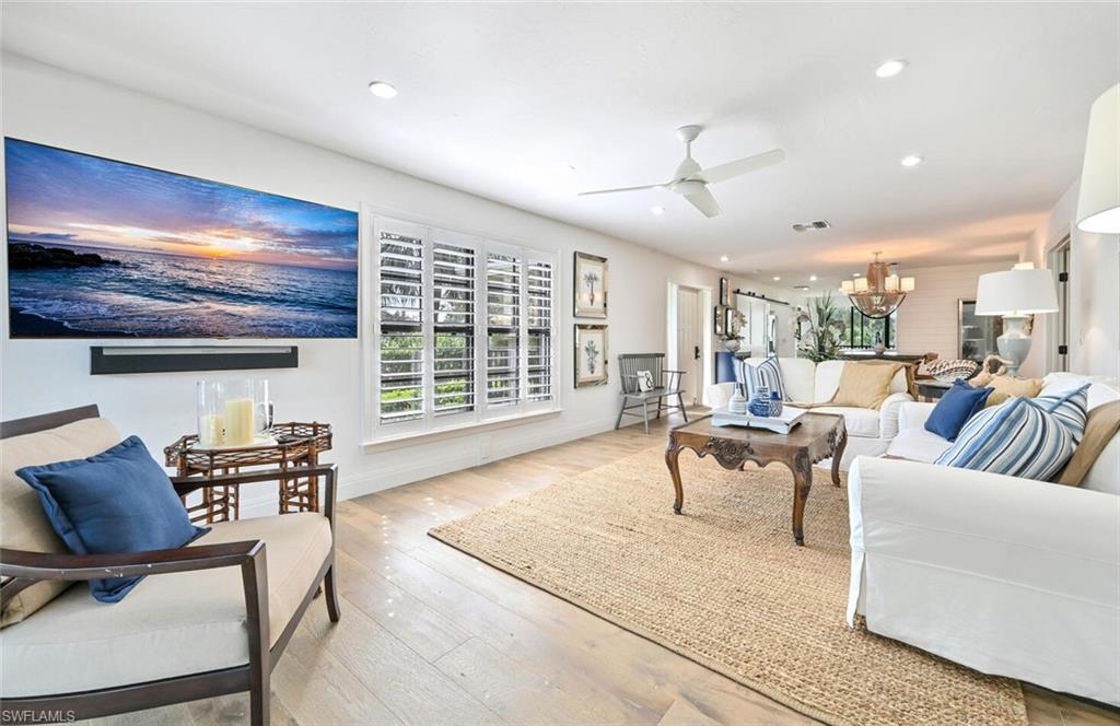 3105 Riviera DR # 201 Unit: A-201